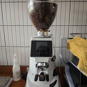 씨메-03 네오, 피오렌자또 F64 그라인더 세트 판매 이미지