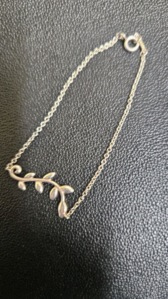 티파니나무잎팔찌 이미지