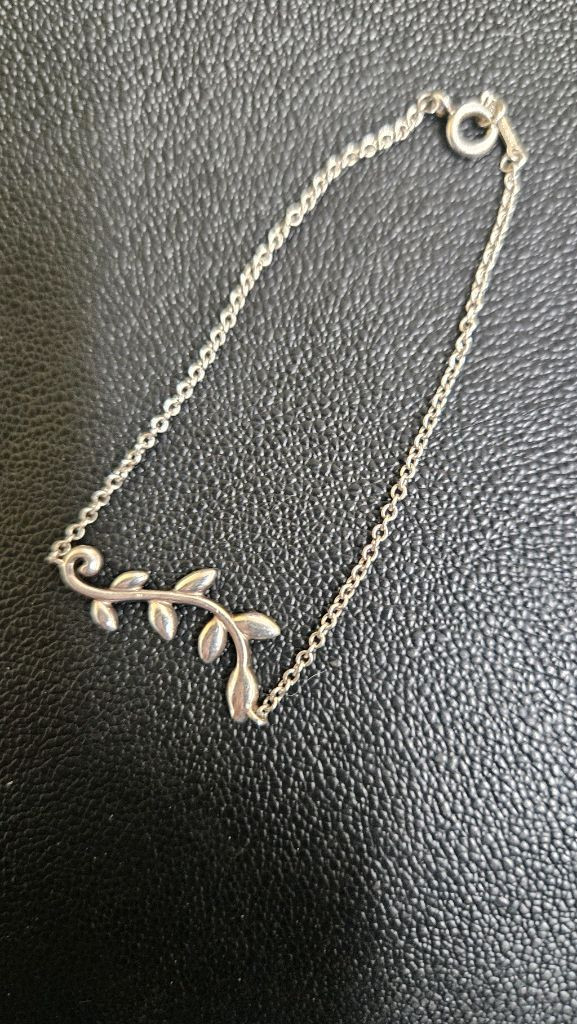 티파니나무잎팔찌 이미지