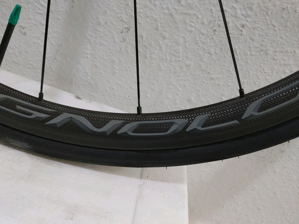 컨디션상]] 정품 캄파놀로 보라원 클린처 35 림브 카본휠셋 팝니다. (88만원) 이미지