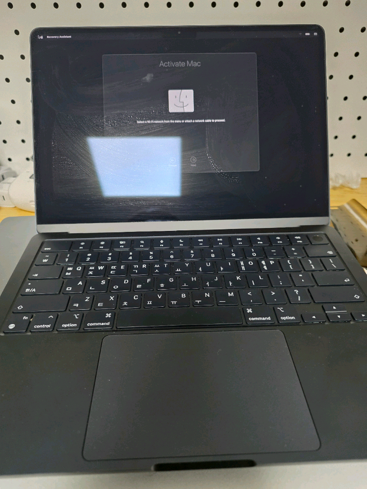 맥북 에어 M2 스페이스 그레이 8GB--4