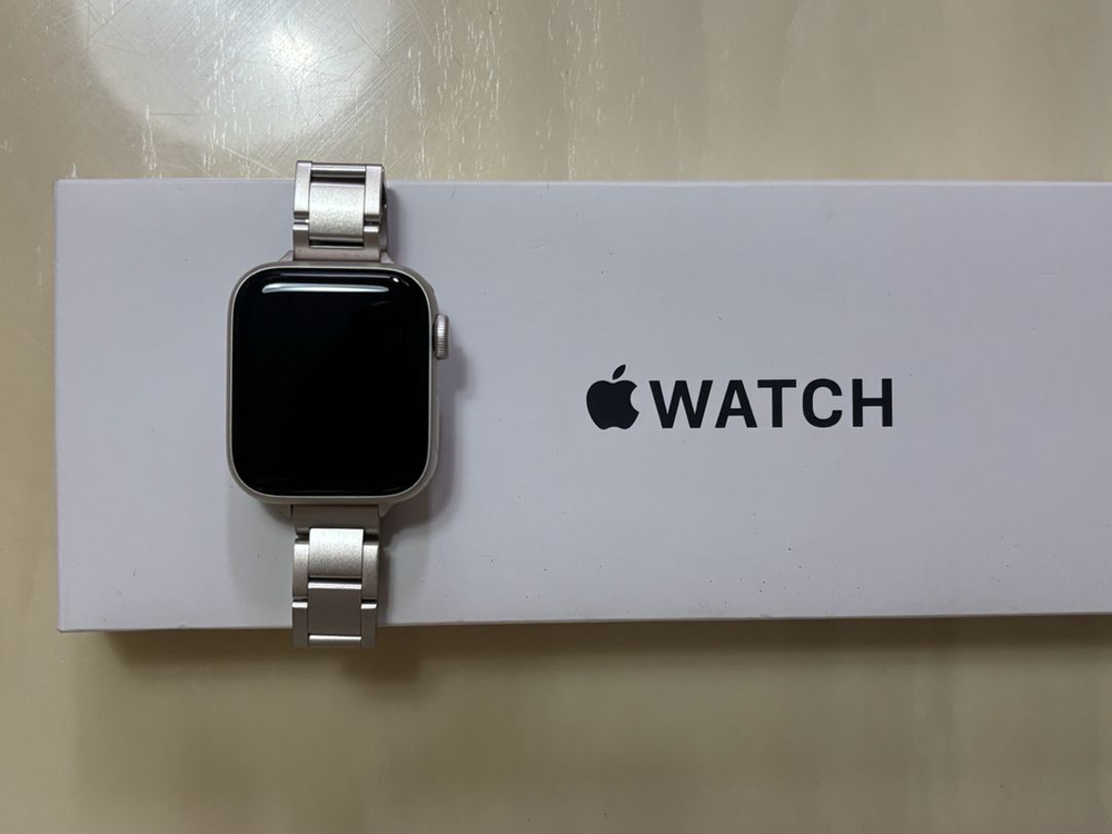 [풀박/상태좋음] 애플워치 SE2 40mm 스타라이트 + 정품밴드 + 추가구성 이미지