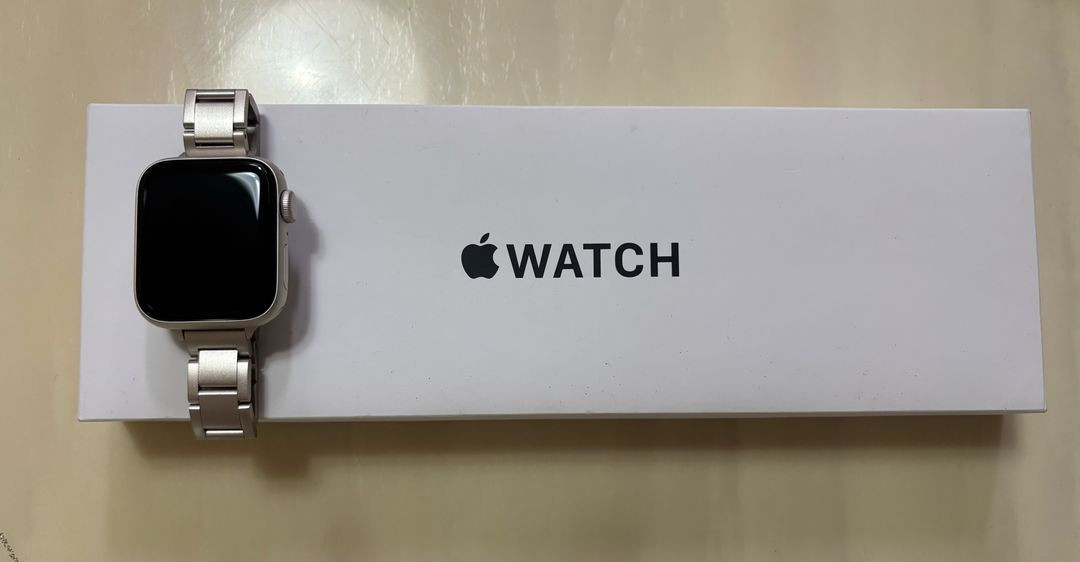 [풀박/상태좋음] 애플워치 SE2 40mm 스타라이트 + 정품밴드 + 추가구성 이미지