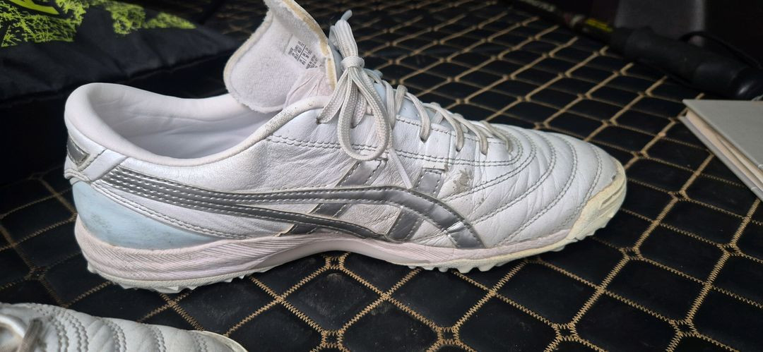 아식스c3 255 낫소축구공 일괄 이미지