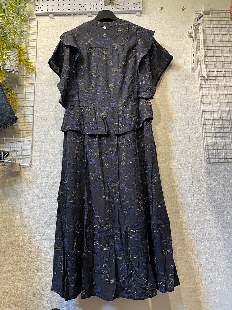 새상품 S 풀오픈 프릴 원피스 써스데이아일랜드 t206mop131w--9