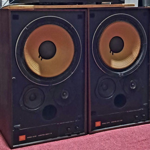 JBL 모니터스피커 4311B 이미지