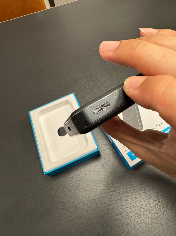 앤커 맥고 파워뱅크 10000mAh 30W 맥세이프 보조배터리 A1664--3