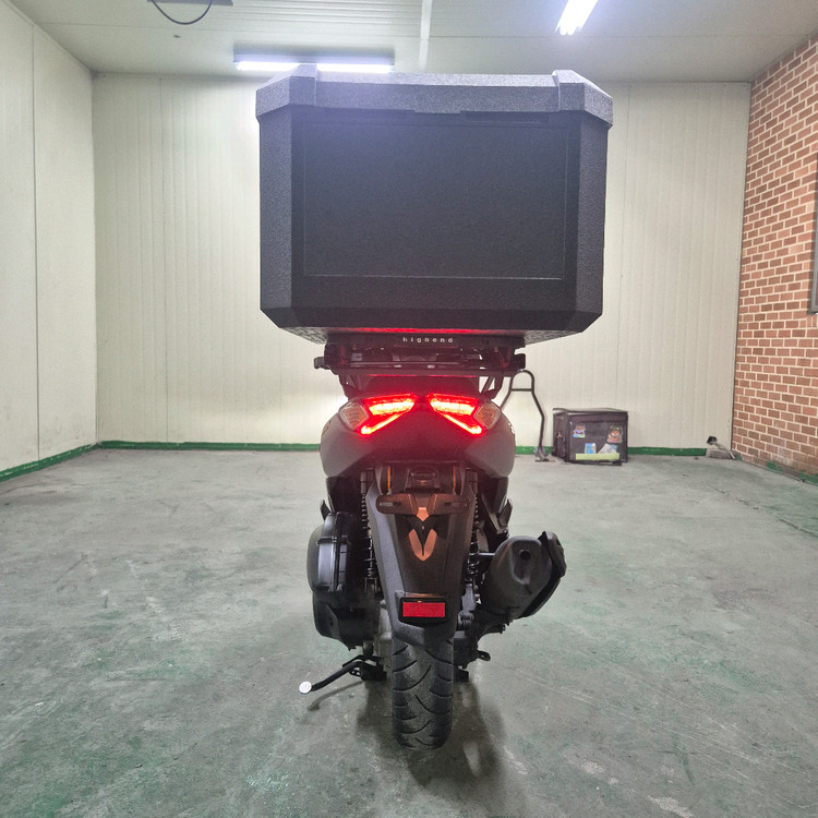 야마하 NMAX 125 24년식 1만KM 판매합니다--5