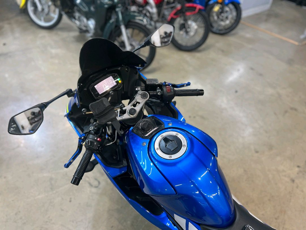 스즈키 GSX-R125 23년 1만km 병적관리차량--7