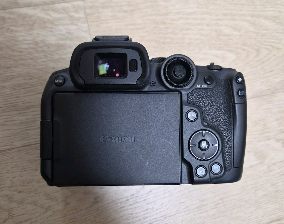 캐논 EOS R7 박스풀 여분배터리포함 이미지