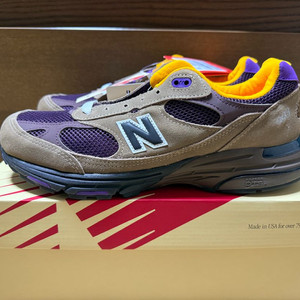 뉴발란스 993 새제품 285 사이즈 판매합니다 (웍스아웃제품) 이미지