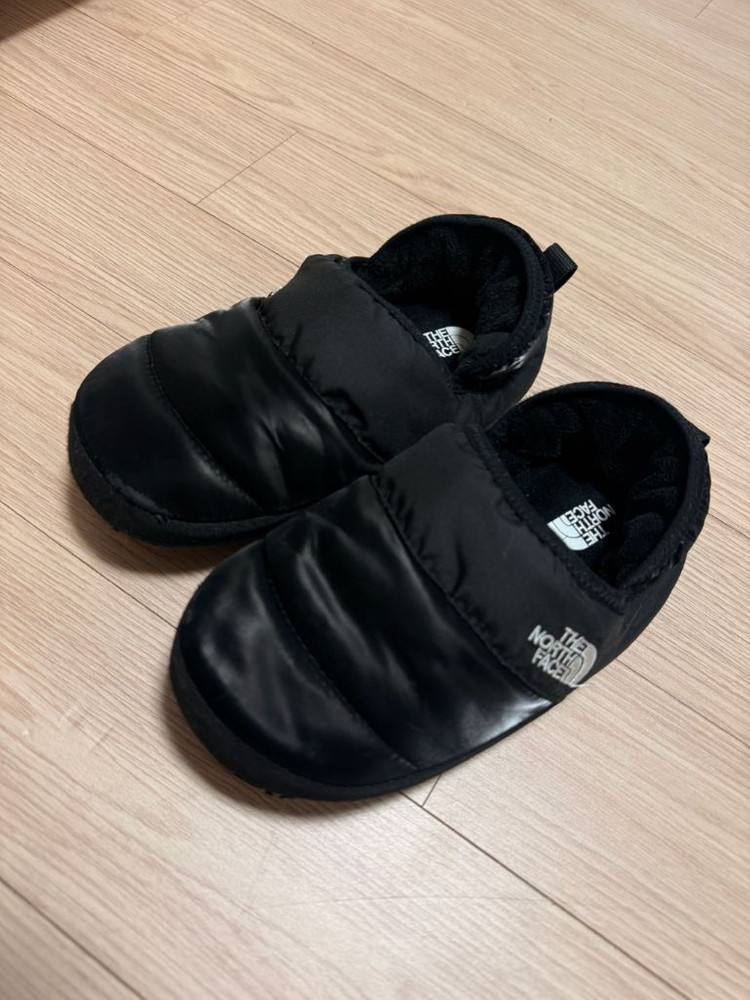 노스페이스 키즈 패딩 퀼팅 슬리퍼 신발 200-210사이즈 이미지