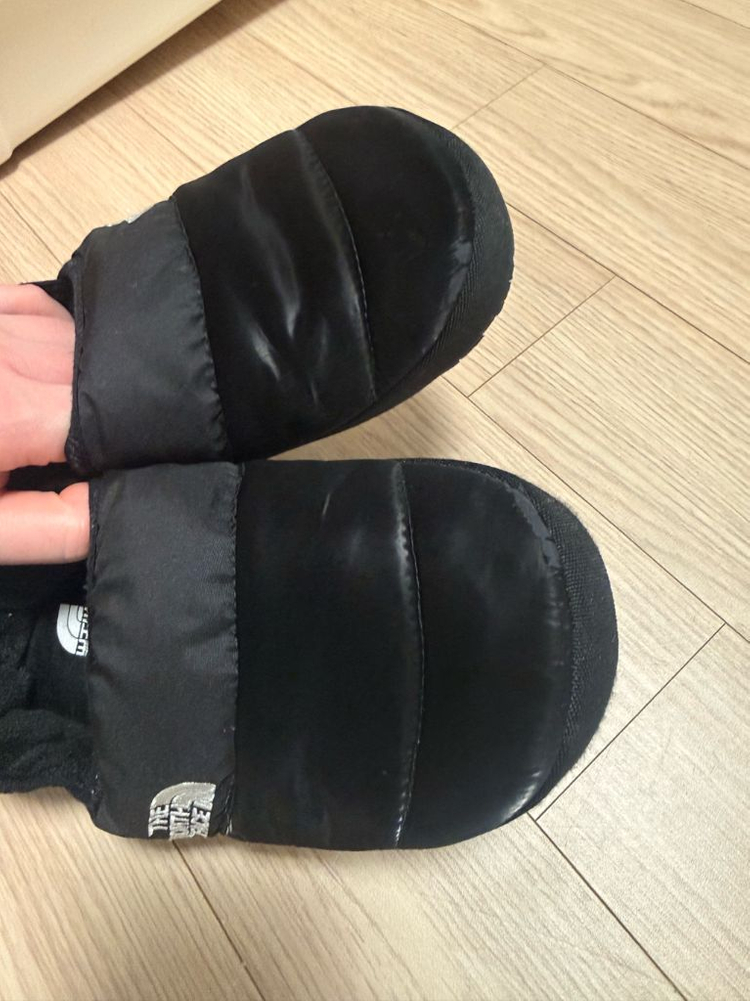 노스페이스 키즈 패딩 퀼팅 슬리퍼 신발 200-210사이즈 이미지