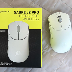 커세어 세이버 V2 PRO 화이트