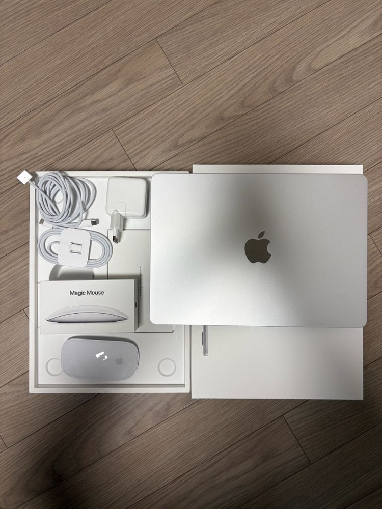 맥북에어M4 13인치 실버 기본 매직마우스--0