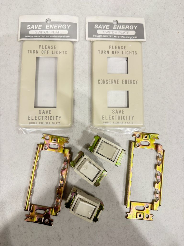 (새상품)베이거 하드웨어 Beiger 빈티지 스위치 커버6구+붙임쇠 세트/2구 아이보리,그레이/1구 아이보리--8