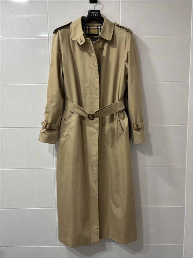 정품)버버리 롱 트렌치코트--2