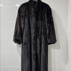 사가 롱 밍크코트