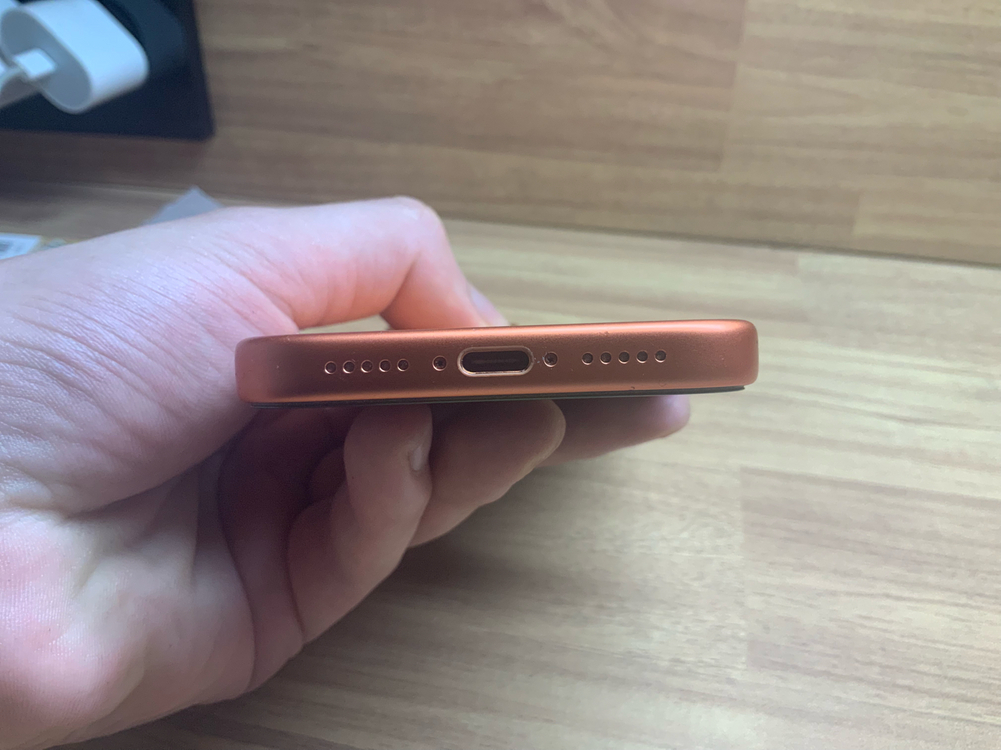 아이폰 17 프로 256 팔아요--3