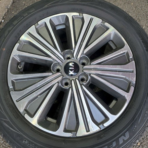 k7하브 17인치 순정 휠타이어 세트 이미지