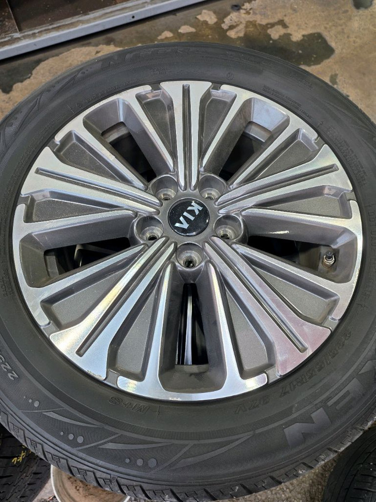 k7하브 17인치 순정 휠타이어 세트 이미지