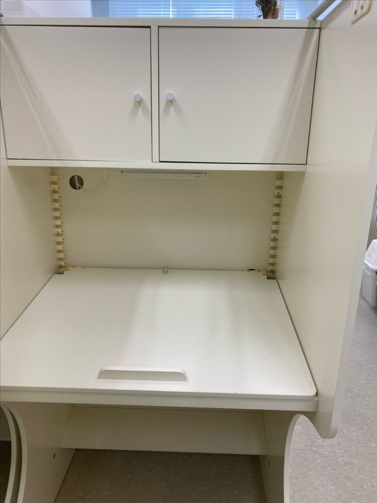 가정용 독서실 책상 6개월 / 분해하시면 suv 이동 가능 이미지