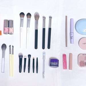 어뮤즈 쿠션 네이밍 틴트 이글립스 블러셔 페리페라 브로우 클리오 섀도우팔레트 에뛰드 마스카라 이미지