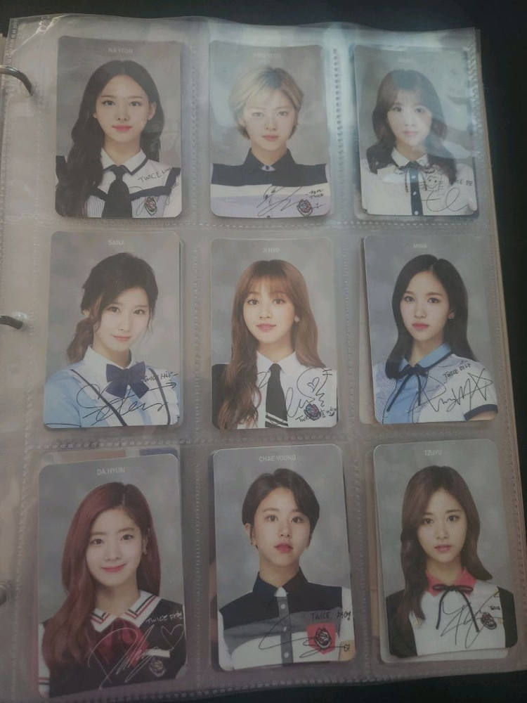 트와이스 스쿨룩스 포카 세트 팝니다. 이미지