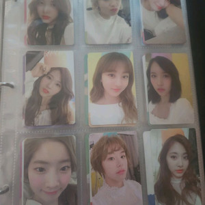 트와이스 굿즈 희귀 포카팝니다. 이미지