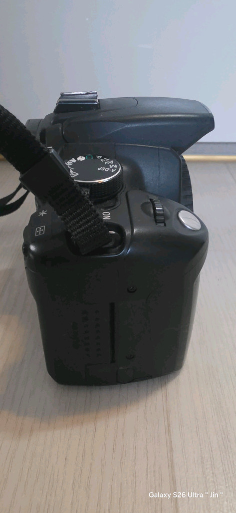 캐논 EOS 350D DSLR 카메라 이미지