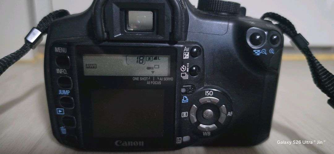 캐논 EOS 350D DSLR 카메라 이미지
