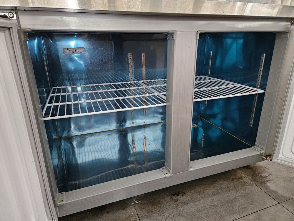 그랜드우성 테이블 냉장고 1500 이미지