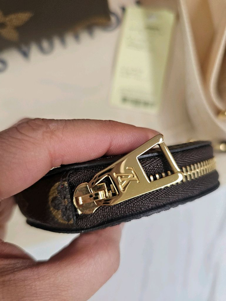 루이비통 온더고 코인퍼스 스트랩구성 새상품급--5