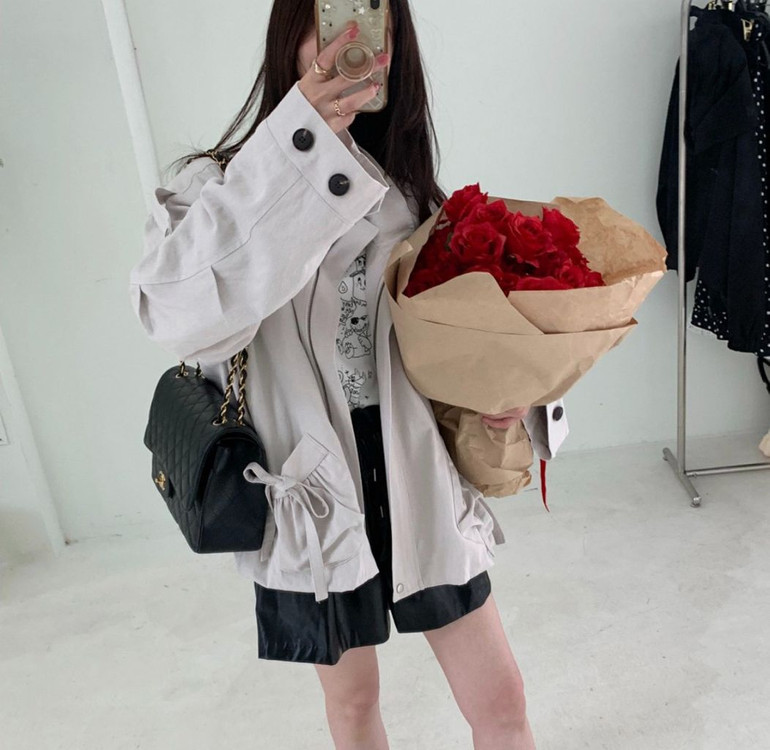 바이씨니 제작 리본셔링야상 연그레이 새상품 팝니다 이미지