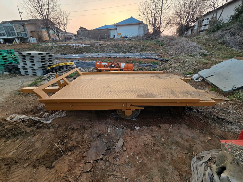 효창 콤바인 추레라 이미지