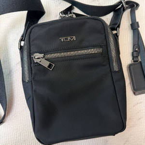 투미TUMI 보야져 페르시아 크로스백 이미지