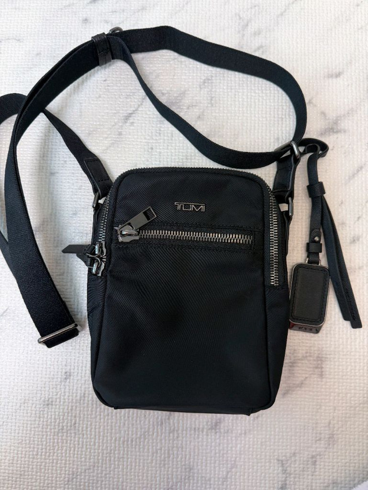 투미TUMI 보야져 페르시아 크로스백 이미지