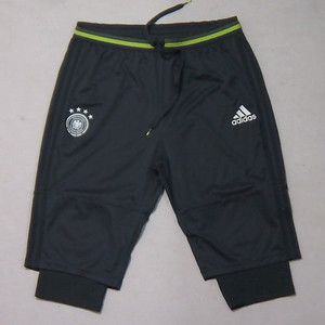 아디다스 국내 정품. 클라이마라이트 아디제로 초경량 고기능성 삼선 니트 독일 국대 칠부 반바지