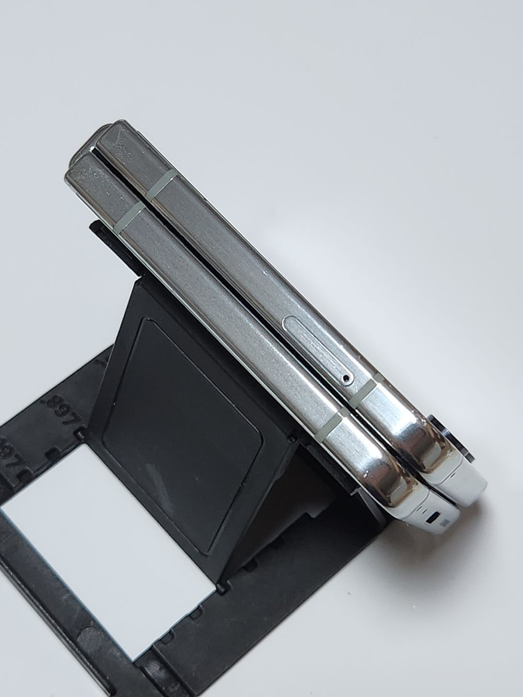 갤럭시Z플립5 256G 무잔상 민트 14218 이미지