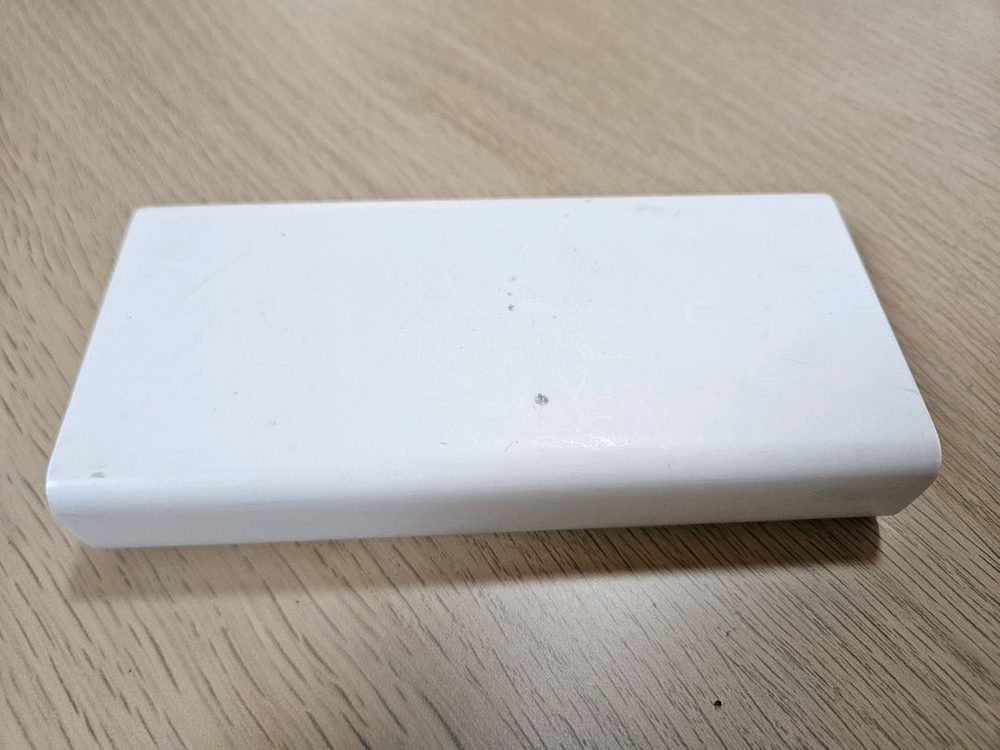 대용량 고속충전 보조배터리 20000mAh 2개 판매합니다.--1