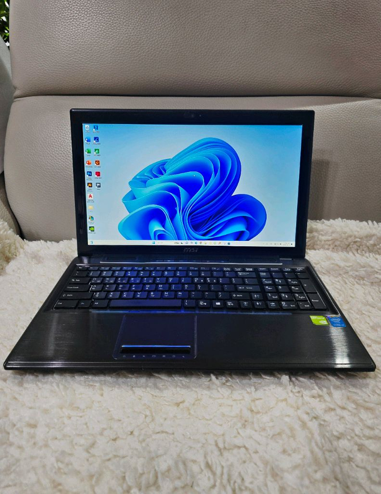 15인치 i7 고성능 사무/게임용 노트북(램16GB,756GB,새배터리)--6