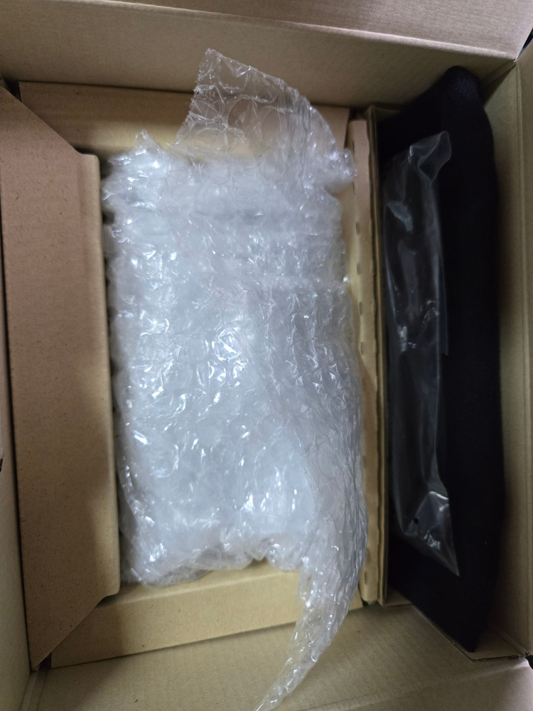 니콘 ZR, 케이지 배터리 및 ME-D10판매합니다 이미지