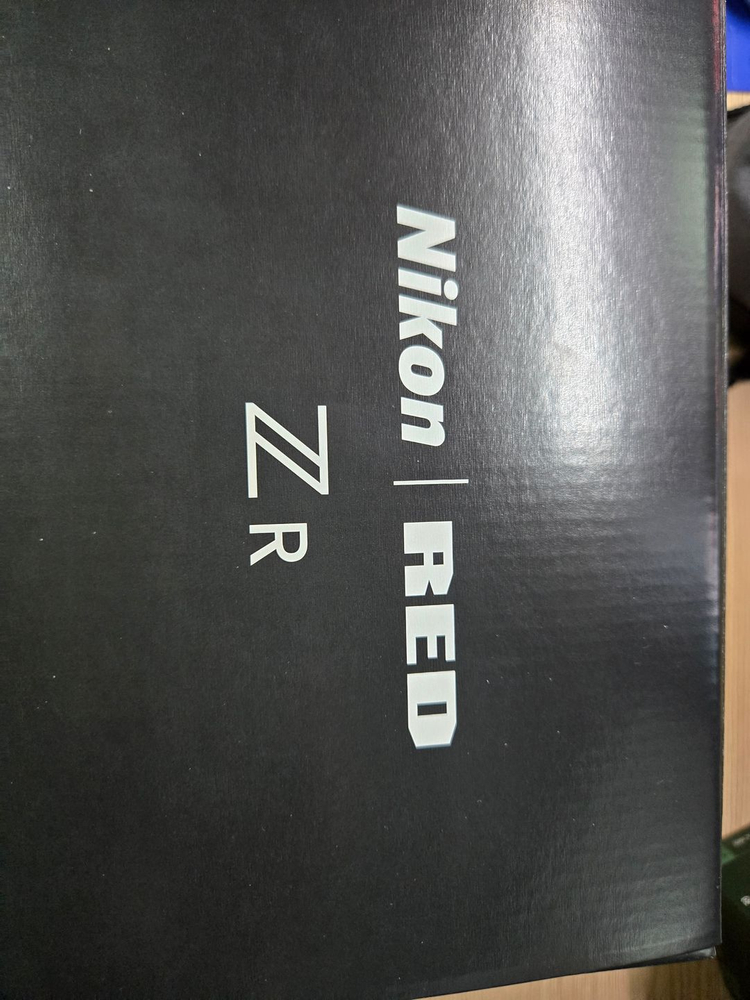 니콘 ZR, 케이지 배터리 및 ME-D10판매합니다 이미지