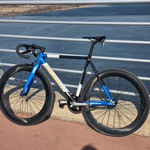 엔진11 크릿디 2025년식 블루스킨 판매/대차 이미지