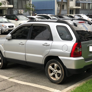 기아 뉴 스포티지 2010년식 디젤 2.0 VGT 2WD TLX 고급형 230에 팝니다.