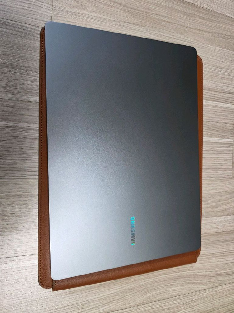신품급 14인치 갤럭시 북5 프로 고사양 노트북 울트라5 16램 SSD 512GB--1