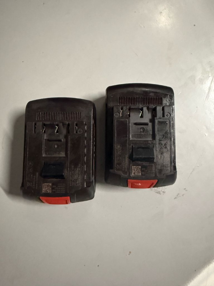 보쉬 18V 5.0ah 배터리 2개 이미지