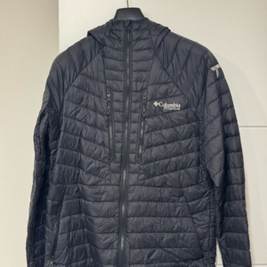 컬럼비아 티타늄 옴니히트 경량 패딩 블랙 팝니다. 이미지