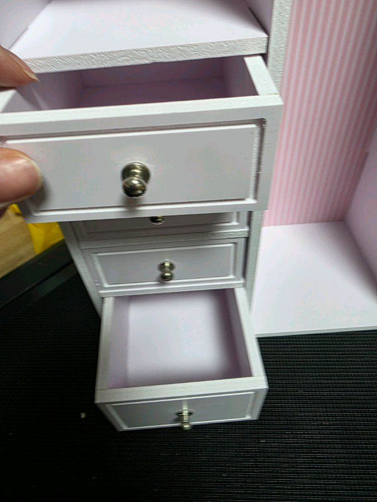 바비전용 대형인형옷장-중고--1