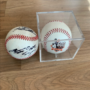 권혁 600경기 출전 기념 야구공 외 사인공